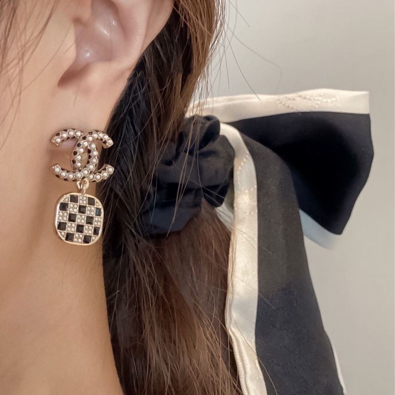 Ch**el earrings